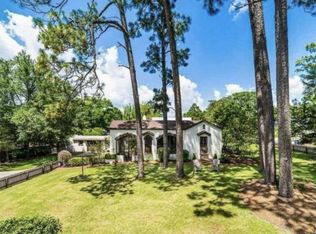 109 Gaston Ave, Fairhope, AL 36532