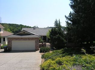 13991 Strawberry Cir, Penn Valley, CA 95946