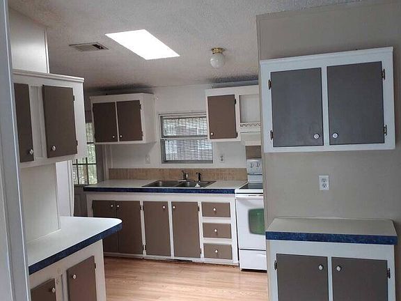 5th image of 1339 Nutwood Dr