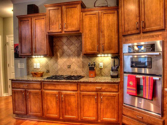 4th image of 8337 Parkfield Dr