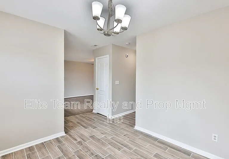 7109 Angela Marie Ct — Photo 16