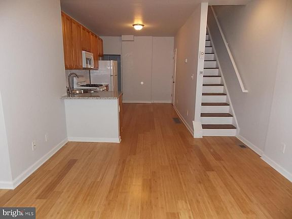 2nd image of 838 N Brooklyn St