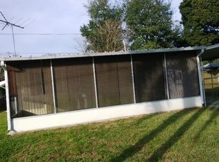 39125 Hillcrest Dr, Zephyrhills, FL 33542