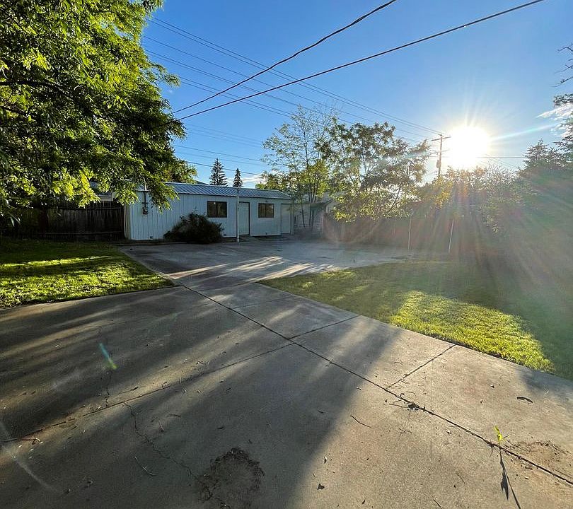 1st image of 1201 E Baldwin Ave