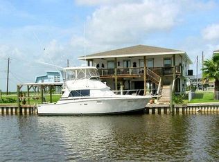 110 Four Master Rd, Freeport, TX 77541