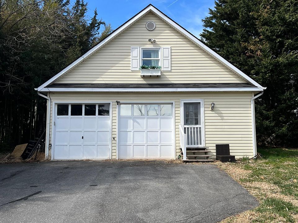 1st image of 13424 Cleveland Dr