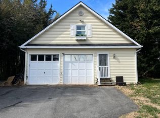 13424 Cleveland Dr, Rockville, MD 20850