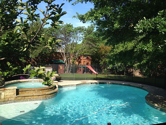 4th image of 8405 Buxton Ct