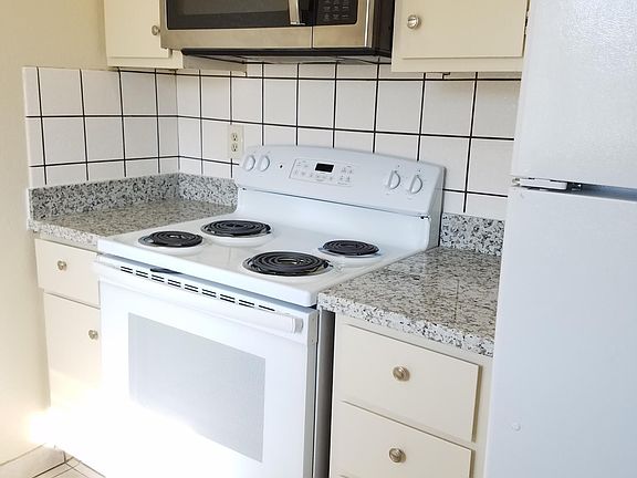 3rd image of 3519 Agate Dr APT 4