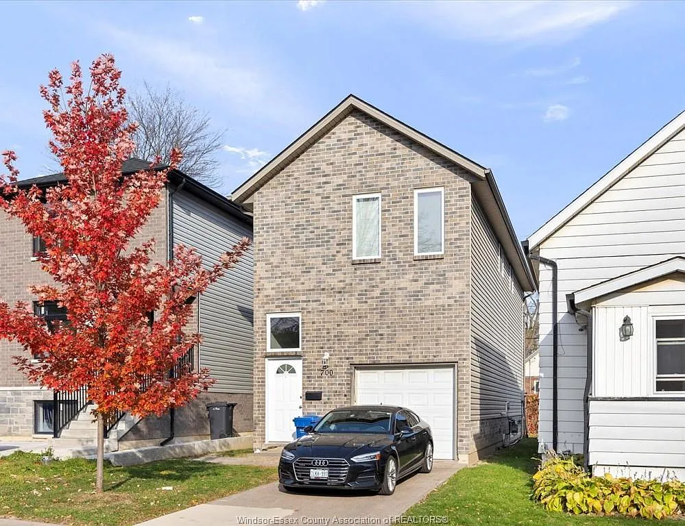 6 bed, $4,200 — Photo 1