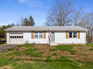 4 Aresco Dr, Rockfall, CT 06481