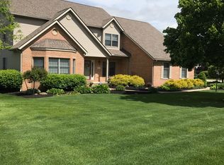 630 White Tail Ridge Dr, Akron, OH 44333