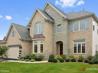 3 N Empress Dr, Hawthorn Woods, IL 60047