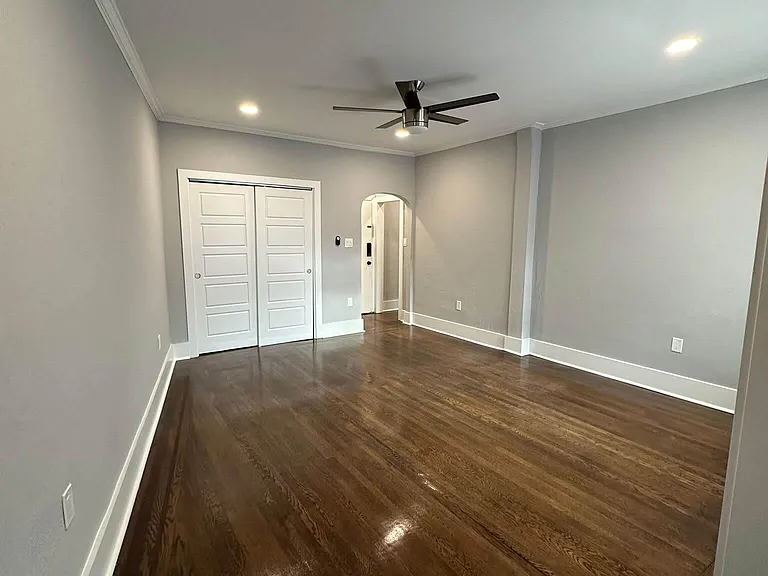 200-15 W Sedgwick St #102 — Photo 6