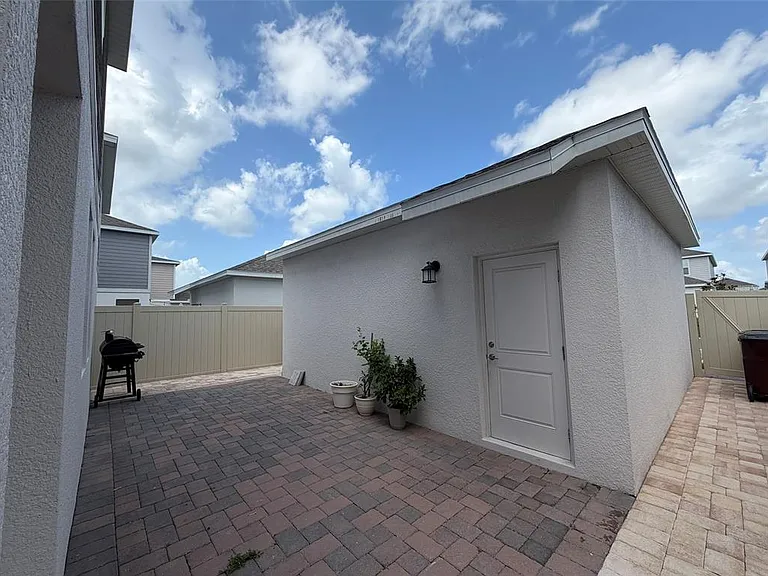 1944 Tohoqua Blvd — Photo 12