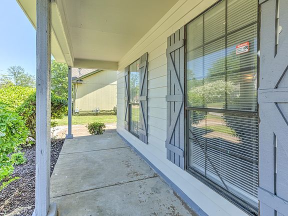 5th image of 6425 Freelark Ln