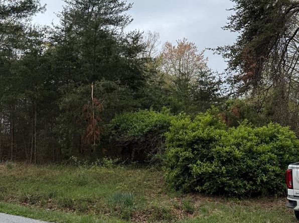4205 Old Mine Rd, Gretna, VA 24557