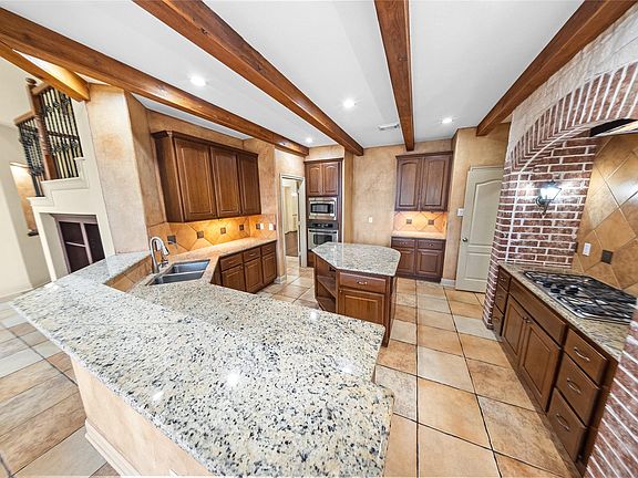 4th image of 11803 Silverwood Bend Ln