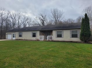 896 Laurel Dr, Colon, MI 49040