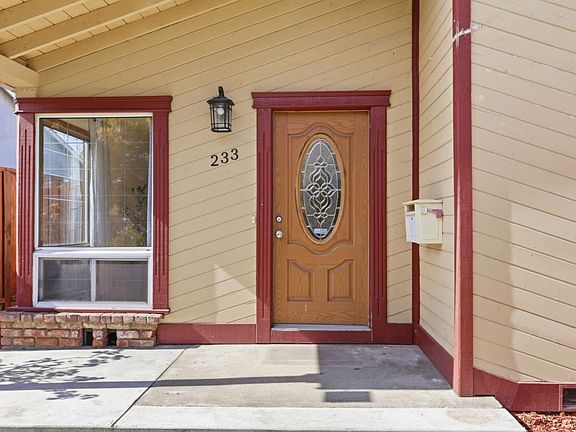 2nd image of 233 Challenger Ave