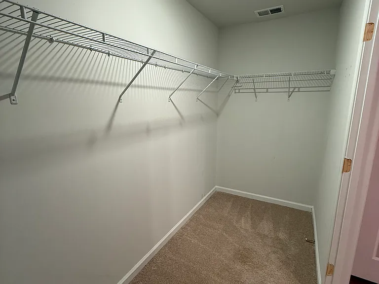 141 Rosefield Ct — Photo 15