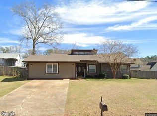 106 Fieldbrook Dr, Enterprise, AL 36330