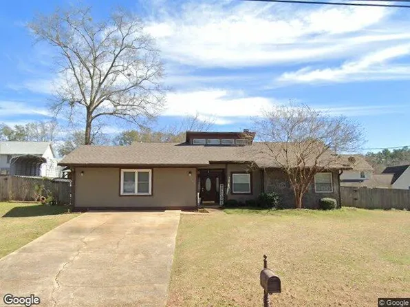 106 Fieldbrook Dr, Enterprise, AL 36330