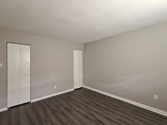 5th image of 7108 Oxford Ave #59