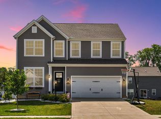 284 Mahogany Ln, Commercial Point, OH 43116