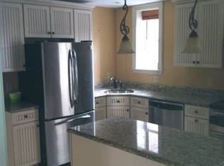 1203 Chestnut St #2, Newton, MA 02464