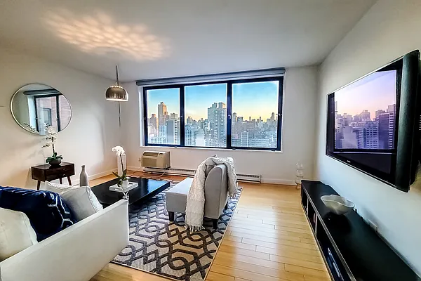 Rented by Corcoran | media 20