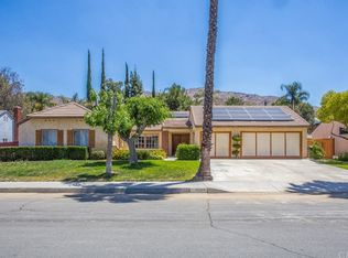 10860 Morning Ridge Dr, Moreno Valley, CA 92557