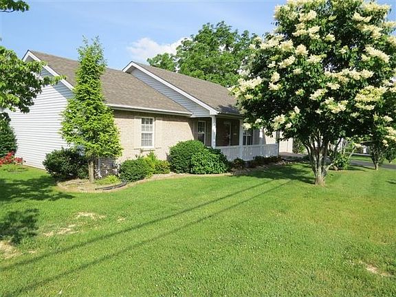 2nd image of 204 W Frazier Ave
