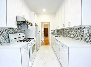 28-17 41st St #2, Astoria, NY 11103