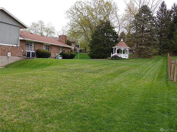 3rd image of 3685 Blythewood Dr