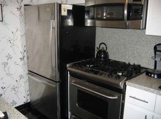 21215 15th Ave, Bayside, NY 11360