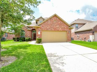 9210 Cavalier Ln, Rosenberg, TX 77469