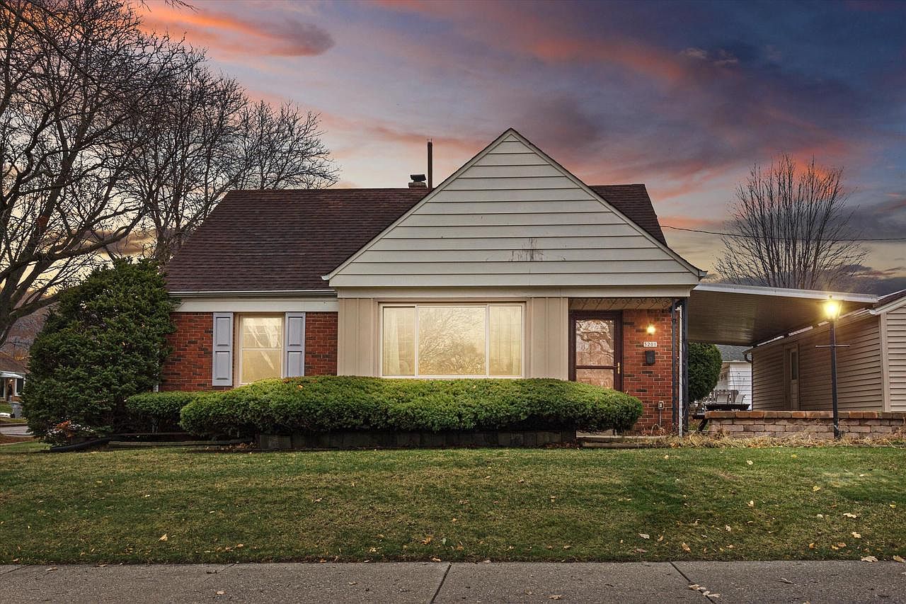 5201 West Cleveland AVENUE, Milwaukee, WI 53219 Zillow