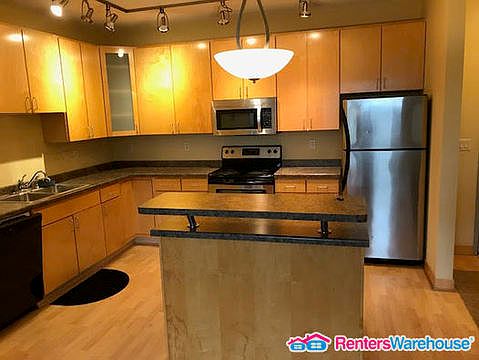 2nd image of 2600 University Ave SE APT 202