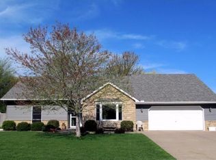 5893 Bayberry Dr, White Bear Township, MN 55110