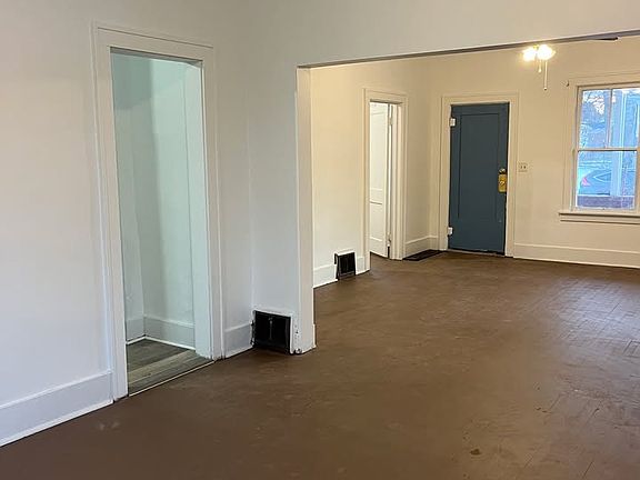 3rd image of 1507 Oregon Ave #1