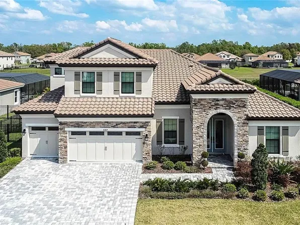 10304 Meadowrun Dr, Lithia, FL 33547