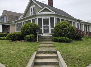 202 G St, La Porte, IN 46350