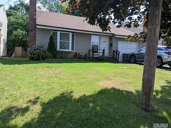 2nd image of 2A Flanders Ave