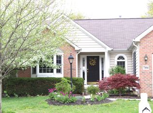 7104 Trillium Dr, Lewis Center, OH 43035