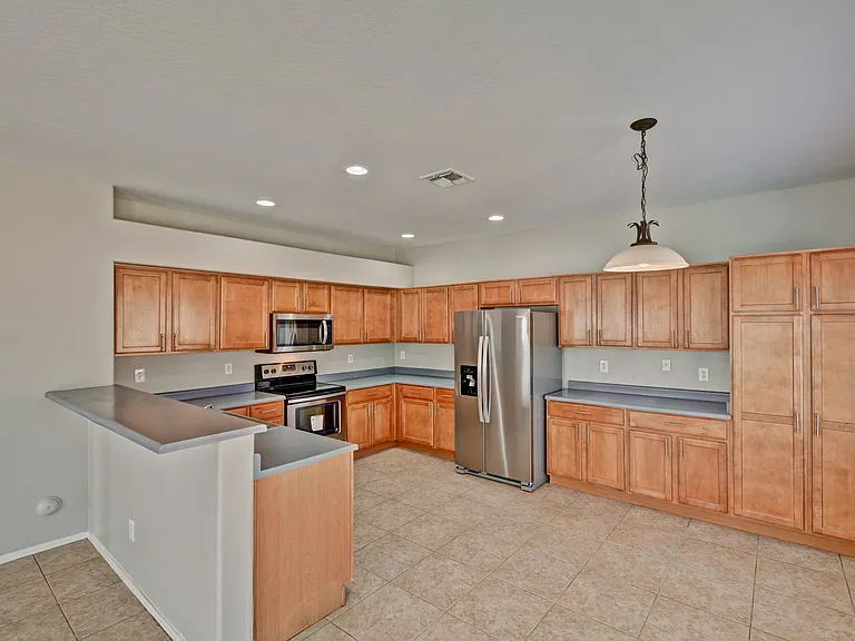 10115 W Parkway Dr — Photo 13