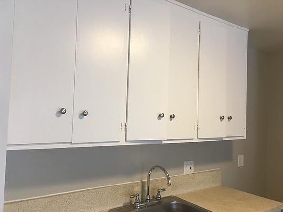 2nd image of 2621 S Harbor Blvd #H1