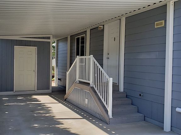 3rd image of 14727 43rd Ave NE Unit 107