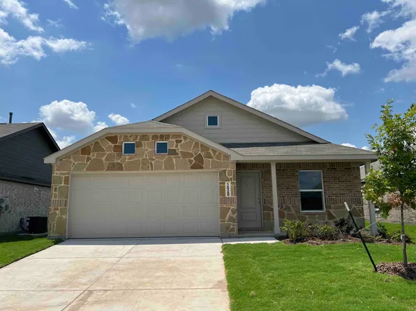 1529 Lanner Meadows Ln, Forney, TX 75126
