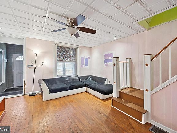 4th image of 803 S Vogdes St